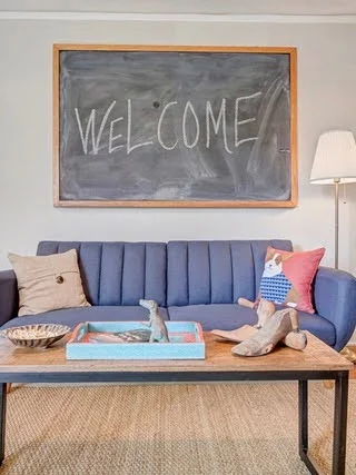 The Art of a Personalized Welcome at Your Airbnb